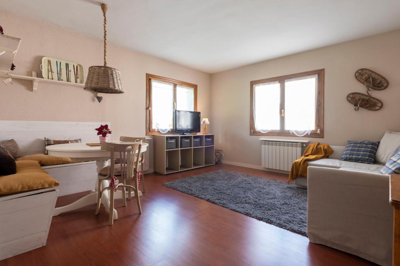 Musales ☆ Apartamento Para 4 Personas Con Ascensor Leilighet Sallent de Gállego Eksteriør bilde